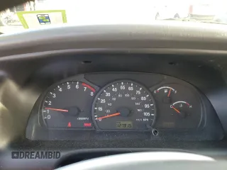 2000 Suzuki Grand Vitara JLX z VIN JS3TD62V4Y4121259, wystawiony jako Copart lot #43538045 z przebiegiem 127 915 mil mil oraz Szkoda całkowita • Salvage title. Historia ofert i sprzedaży dostępna na DreamBid. Obrazek 9.