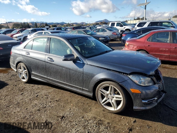 2013 Mercedes-Benz C 350 Sport with VIN WDDGF5HB9DA868195, listed as a Copart auction lot 80343384 with 96,252 mi miles and Salvage Title. Bid and sale history available at DreamBid. Image 4.