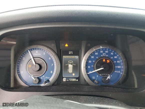 2016 Toyota Sienna XLE with VIN 5TDYK3DCXGS753500, listed as a Copart auction lot 48899215 with 131,895 mi miles and Salvage Title. Bid and sale history available at carsss.com. Image 9.