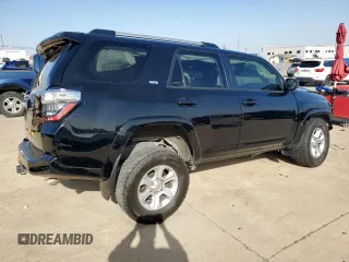 2021 Toyota 4Runner SR5 with VIN JTEEU5JR9M5236218, listed as a Copart auction lot 49112805 with 90,453 mi miles and Salvage title. Bid and sale history available at DreamBid. Image 3.