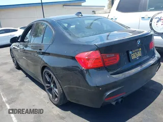 2013 BMW 3 Series 328i with VIN WBA3C1C50DF440818, listed as a IAAI auction lot 42532111 with 91,821 mi miles and . Bid and sale history available at DreamBid. Image 3.