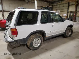 1998 Ford Explorer Sport z VIN 1FMYU24X2WUC07528, wystawiony jako Copart lot #44371365 z przebiegiem 195 798 mil mil oraz Szkoda całkowita • Salvage title. Historia ofert i sprzedaży dostępna na DreamBid. Obrazek 3.