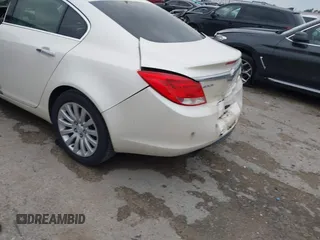 2013 Buick Regal Turbo Premium 1 z VIN 2G4GS5EV2D9220208, wystawiony jako IAAI lot #42281281 z przebiegiem 157 452 mil mil oraz . Historia ofert i sprzedaży dostępna na DreamBid. Obrazek 6.
