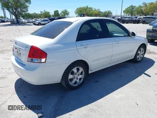 2008 Kia Spectra SX with VIN KNAFE121485566701, listed as a IAAI auction lot 41858114 with 175,020 mi miles. Bid and sale history available at carsss.com. Image 4.