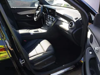 2022 Mercedes-Benz GLC 300 with VIN W1N0G8DB2NV399762, listed as a IAAI auction lot 42311304 with 20,421 mi miles and . Bid and sale history available at DreamBid. Image 5.