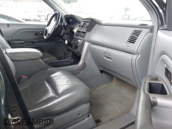 2004 Honda Pilot EX with VIN 2HKYF18544H595578, listed as a IAAI auction lot 42109349 with 192,164 mi miles and . Bid and sale history available at DreamBid. Image 5.