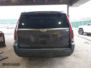 2017 Cadillac Escalade Premium Luxury with VIN 1GYS3CKJ0HR263565, listed as a IAAI auction lot 41615401 with 105,773 mi miles. Bid and sale history available at carsss.com. Image 17.