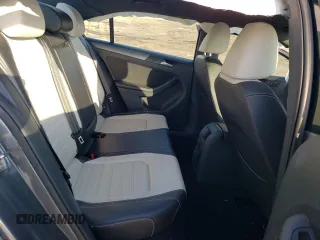 2016 Volkswagen Jetta Sport z VIN 3VWD17AJ3GM242719, wystawiony jako Copart lot #62234275 z przebiegiem 73 394 mil mil oraz Szkoda całkowita • Salvage title. Historia ofert i sprzedaży dostępna na DreamBid. Obrazek 10.