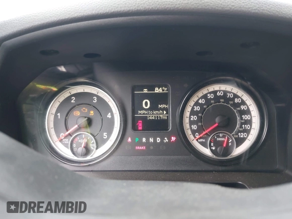 2017 Ram 2500 Tradesman z VIN 3C6UR5CL3HG529578, wystawiony jako IAAI lot #41992645 z przebiegiem 144 117 mil mil oraz . Historia ofert i sprzedaży dostępna na DreamBid. Obrazek 7.