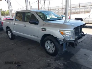 2017 Nissan Titan SV with VIN 1N6AA1EK0HN554362, listed as a IAAI auction lot 42726136 with 160,802 mi miles and . Bid and sale history available at DreamBid. Image 1.