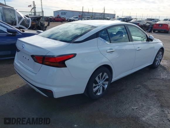 2022 Nissan Altima 2.5 S with VIN 1N4BL4BV9NN328663, listed as a IAAI auction lot 41046723 with 67,259 mi miles. Bid and sale history available at carsss.com. Image 4.