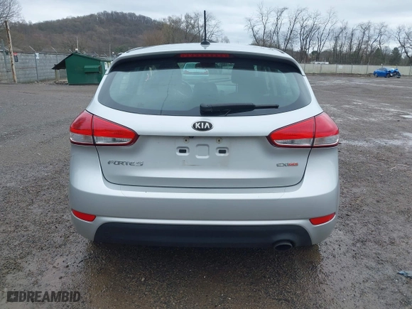 2016 Kia Forte 5-Door EX with VIN KNAFX5A85G5496365, listed as a IAAI auction lot 41920359 with 127,907 mi miles. Bid and sale history available at carsss.com. Image 16.