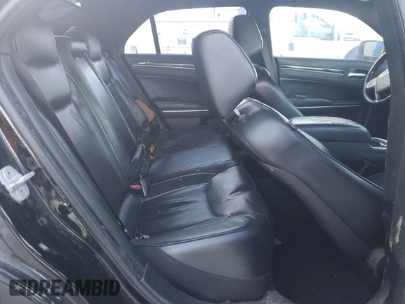 2013 Chrysler 300 with VIN 2C3CCAKT6DH569376, listed as a Copart auction lot 43035385 with 205,050 mi miles and Salvage Title. Bid and sale history available at carsss.com. Image 10.