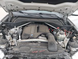 2018 BMW X5 xDrive35i with VIN 5UXKR0C51J0X91452, listed as a IAAI auction lot 41886539 with 39,521 mi miles. Bid and sale history available at carsss.com. Image 10.