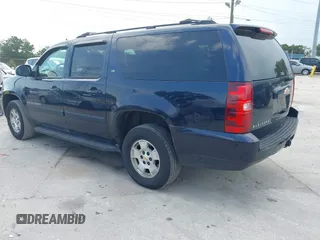 2007 Chevrolet Suburban LTZ z VIN 3GNFK16317G121340, wystawiony jako IAAI lot #42318373 z przebiegiem 176 953 mil mil oraz . Historia ofert i sprzedaży dostępna na DreamBid. Obrazek 3.