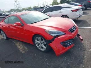 2012 Hyundai Genesis Coupe Grand Touring z VIN KMHHU6KH2CU078575, wystawiony jako IAAI lot #41963465 z przebiegiem 95 683 mil mil oraz . Historia ofert i sprzedaży dostępna na DreamBid. Obrazek 1.