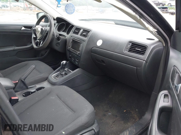 2015 Volkswagen Jetta S with VIN 3VW2K7AJ3FM277070, listed as a IAAI auction lot 42384814 with 122,107 mi miles and . Bid and sale history available at DreamBid. Image 5.