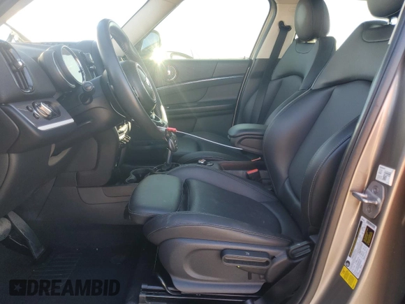 2019 MINI Countryman Cooper S with VIN WMZYT3C54K3E97691, listed as a Copart auction lot 88588295 with 55,560 mi miles and Salvage title. Bid and sale history available at DreamBid. Image 7.