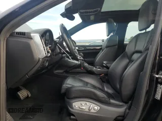 2015 Porsche Cayenne Turbo with VIN WP1AC2A28FLA82086, listed as a Copart auction lot 59860125 with 113,414 mi miles and Salvage title. Bid and sale history available at DreamBid. Image 7.