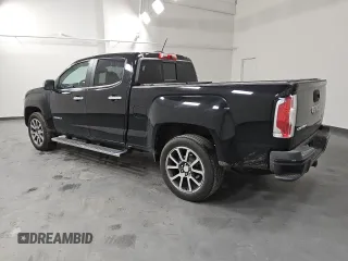 2017 GMC Canyon 4WD Denali z VIN 1GTG6EEN2H1324961, wystawiony jako Copart lot #53032885 z przebiegiem 71 880 mil mil oraz Czysty tytuł • Clean title. Historia ofert i sprzedaży dostępna na DreamBid. Obrazek 2.