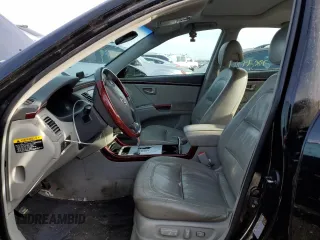 2007 Hyundai Azera SE z VIN KMHFC46F17A154947, wystawiony jako Copart lot #49224835 z przebiegiem 211 940 mil mil oraz Szkoda całkowita • Salvage title. Historia ofert i sprzedaży dostępna na DreamBid. Obrazek 7.