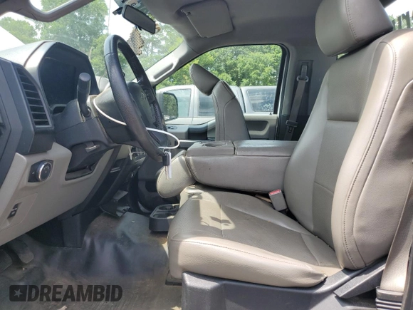 2016 Ford F-150 XL z VIN 1FTMF1C86GKD33955, wystawiony jako Copart lot #59916525 z przebiegiem 91 158 mil mil oraz Szkoda całkowita • Salvage title. Historia ofert i sprzedaży dostępna na DreamBid. Obrazek 7.