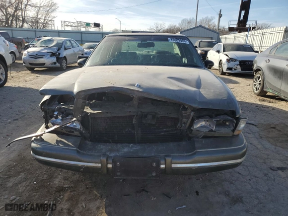 1996 Buick Park Avenue with VIN 1G4CW52K6TH648080, listed as a Copart auction lot 85089884 with 164,561 mi miles and Salvage Title. Bid and sale history available at carsss.com. Image 5.