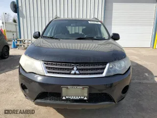 2009 Mitsubishi Outlander XLS with VIN JA4MT31X29Z607283, listed as a Copart auction lot 48466785 with 300,893 mi miles and Clean Title. Bid and sale history available at carsss.com. Image 5.