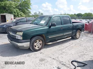 2005 Chevrolet Silverado 1500 LS with VIN 2GCEC13T351325486, listed as a IAAI auction lot 42099314 with 225,697 mi miles. Bid and sale history available at carsss.com. Image 2.