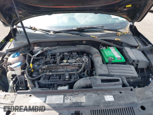 2014 Volkswagen Passat SE z VIN 1VWBT7A38EC039956, wystawiony jako IAAI lot #42479286 z przebiegiem 157 579 mil mil oraz . Historia ofert i sprzedaży dostępna na DreamBid. Obrazek 10.