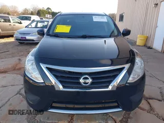 2016 Nissan Versa S z VIN 3N1CN7AP9GL843892, wystawiony jako IAAI lot #41727069 z przebiegiem 130 035 mil mil oraz . Historia ofert i sprzedaży dostępna na DreamBid. Obrazek 12.