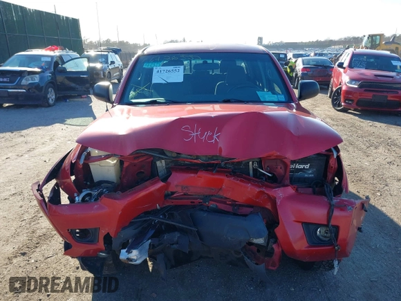 2014 Toyota Tacoma with VIN 3TMLU4EN5EM152759, listed as a IAAI auction lot 41726552 with 194,817 mi miles. Bid and sale history available at carsss.com. Image 12.