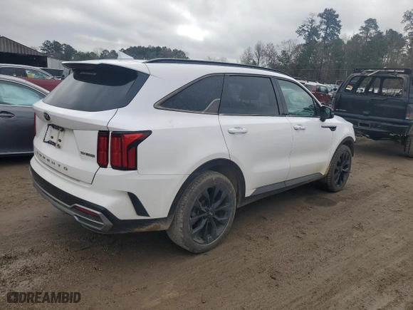2021 Kia Sorento SX with VIN 5XYRK4LF5MG023668, listed as a Copart auction lot 42235035 with 124,356 mi miles and Salvage Title. Bid and sale history available at carsss.com. Image 3.