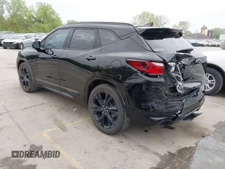 2019 Chevrolet Blazer RS with VIN 3GNKBJRS8KS589136, listed as a IAAI auction lot 42055894 with 59,445 mi miles and . Bid and sale history available at DreamBid. Image 3.