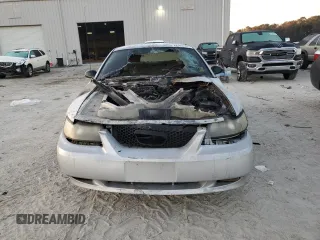 2001 Ford Mustang GT Deluxe with VIN 1FAFP42X01F189552, listed as a Copart auction lot 42989285 with Not provided miles and Salvage title. Bid and sale history available at DreamBid. Image 5.