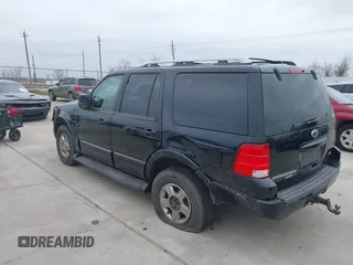 2005 Ford Expedition Limited with VIN 1FMFU19555LB08120, listed as a IAAI auction lot 41600866 with 156,908 mi miles. Bid and sale history available at carsss.com. Image 3.