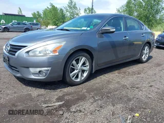 2014 Nissan Altima 2.5 S with VIN 1N4AL3AP1EC420984, listed as a IAAI auction lot 42209666 with 165,085 mi miles and . Bid and sale history available at carsss.com. Image 2.