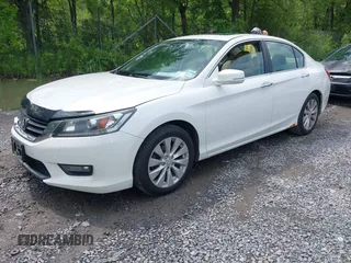 2015 Honda Accord EX-L с VIN 1HGCR2F88FA044814, выставлен на аукционе IAAI как лот 42486552 с пробегом 178 053 миль миль и . История ставок и продаж доступна на DreamBid. Изображение 17.