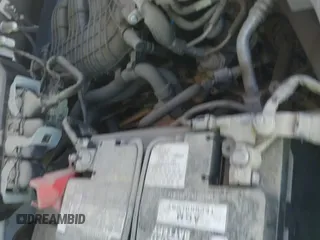 2018 Ford F-150 XL z VIN 1FTMF1CB2JKC34648, wystawiony jako IAAI lot #43102300 z przebiegiem 85 064 mil mil oraz . Historia ofert i sprzedaży dostępna na DreamBid. Obrazek 20.