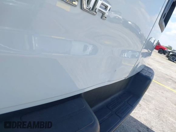 2017 GMC Savana Cargo Van with VIN 1GTW7AFFXH1178804, listed as a IAAI auction lot 42169963 with 157,851 mi miles. Bid and sale history available at carsss.com. Image 18.