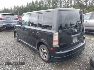 2005 Scion xB z VIN JTLKT324954021760, wystawiony jako IAAI lot #42125087 z przebiegiem 414 129 mil mil oraz . Historia ofert i sprzedaży dostępna na DreamBid. Obrazek 3.
