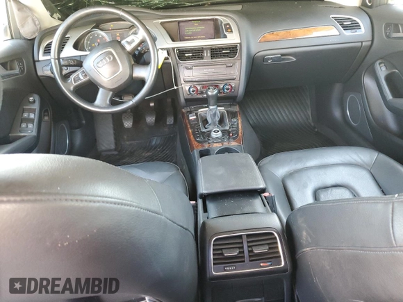2010 Audi A4 Premium Plus z VIN WAUHFAFL5AN041010, wystawiony jako Copart lot #74485374 z przebiegiem 189 462 mil mil oraz Szkoda całkowita • Salvage title. Historia ofert i sprzedaży dostępna na DreamBid. Obrazek 8.