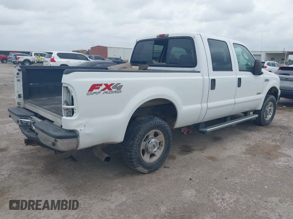 2006 Ford Super Duty F-250 XL with VIN 1FTSW21P76EB12899, listed as a IAAI auction lot 42137172 with 211,705 mi miles. Bid and sale history available at carsss.com. Image 4.