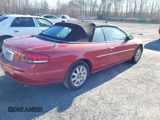 2005 Chrysler Sebring Limited z VIN 1C3EL65R75N686141, wystawiony jako IAAI lot #41714343 z przebiegiem Nie podano mil oraz . Historia ofert i sprzedaży dostępna na DreamBid. Obrazek 4.