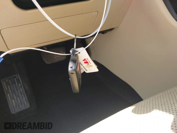 2015 Toyota Highlander Limited with VIN 5TDYKRFH3FS083587, listed as a IAAI auction lot 42045652 with Not provided miles and . Bid and sale history available at DreamBid. Image 11.