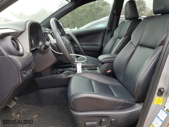 2017 Toyota RAV4 SE with VIN 2T3JFREV8HW612398, listed as a Copart auction lot 89257515 with 84,201 mi miles and Clean Title. Bid and sale history available at carsss.com. Image 7.