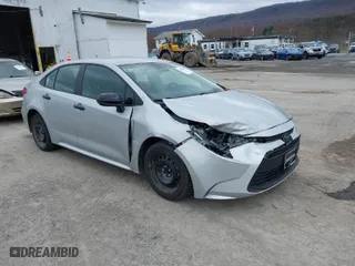 2024 Toyota Corolla LE with VIN 5YFB4MDE8RP095193, listed as a IAAI auction lot 41810059 with 31,176 mi miles. Bid and sale history available at carsss.com. Image 1.