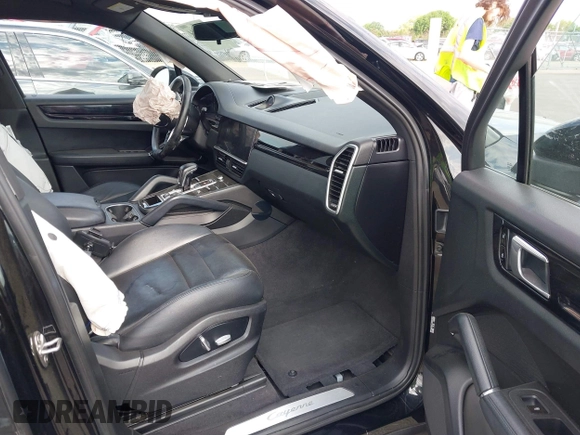 2020 Porsche Cayenne with VIN WP1AA2AY7LDA01031, listed as a IAAI auction lot 42258014 with 72,332 mi miles and . Bid and sale history available at DreamBid. Image 5.