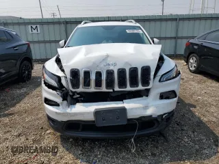 2017 Jeep Cherokee Latitude with VIN 1C4PJLCBXHW534318, listed as a Copart auction lot 59380155 with 101,051 mi miles and Salvage title. Bid and sale history available at DreamBid. Image 5.