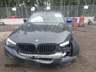 2019 BMW 5 Series 530i с VIN WBAJA5C53KBX87813, выставлен на аукционе IAAI как лот 42541607 с пробегом 91 922 миль миль и . История ставок и продаж доступна на DreamBid. Изображение 12.